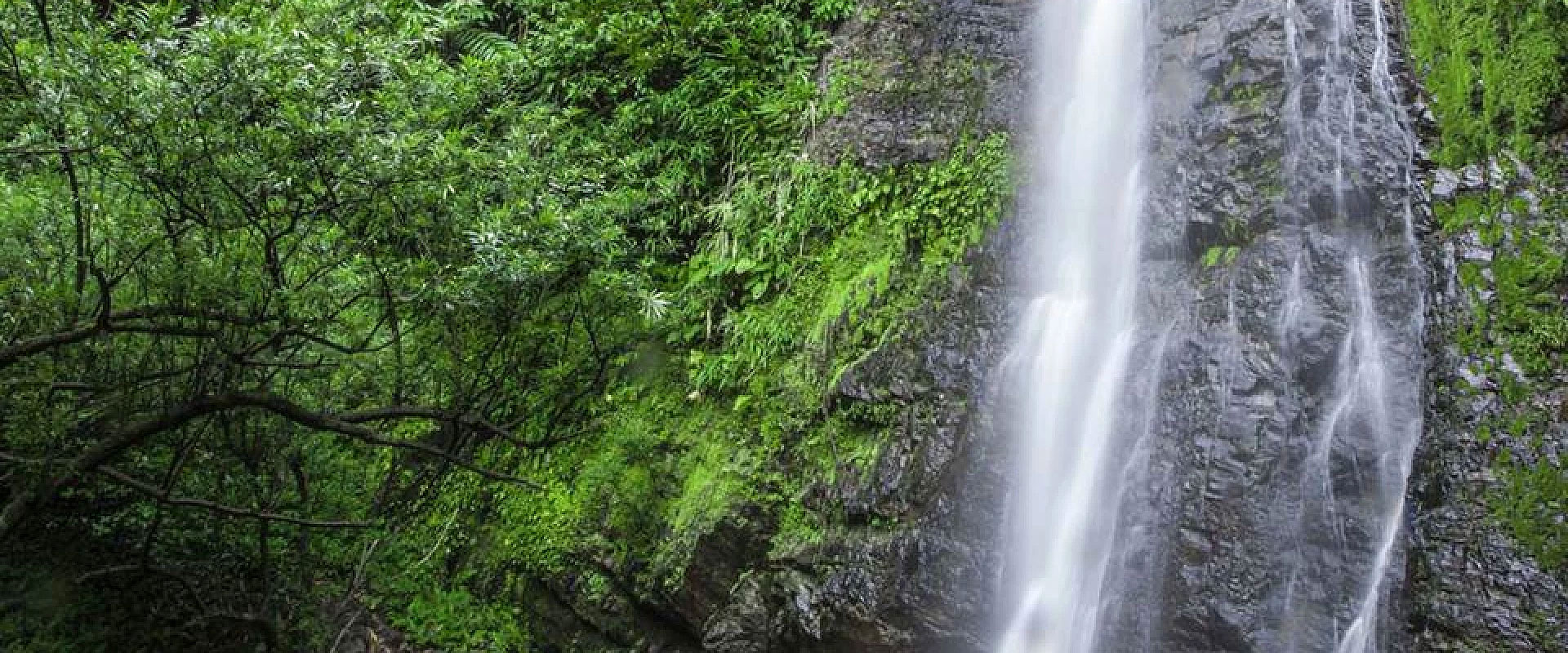 Kaeng Nyui Waterfall